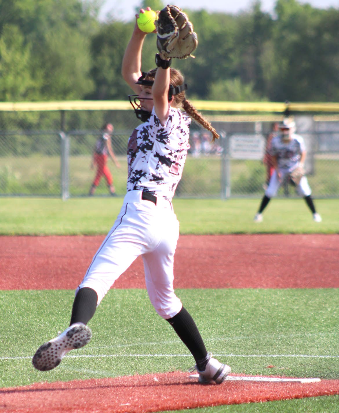 Bailey Dill delivers a pitch during CSA 10U United action.