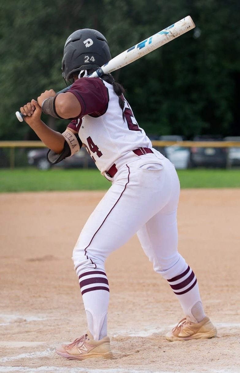 Gabby Bonilla steps into the batter’s box during a summer travel ball game. A versatile threat at the plate, Bonilla consistently delivers in high-pressure situations.